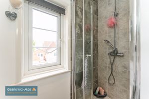En-Suite- click for photo gallery